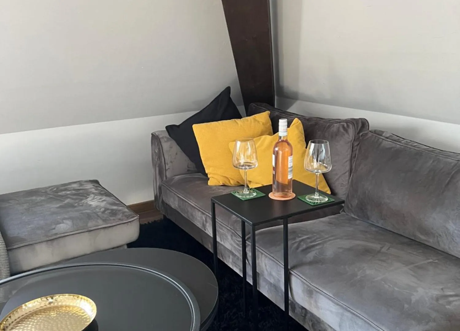 Moderne Galerie-Wohnung! Zentral-A8-B17 Wifi Gersthofen